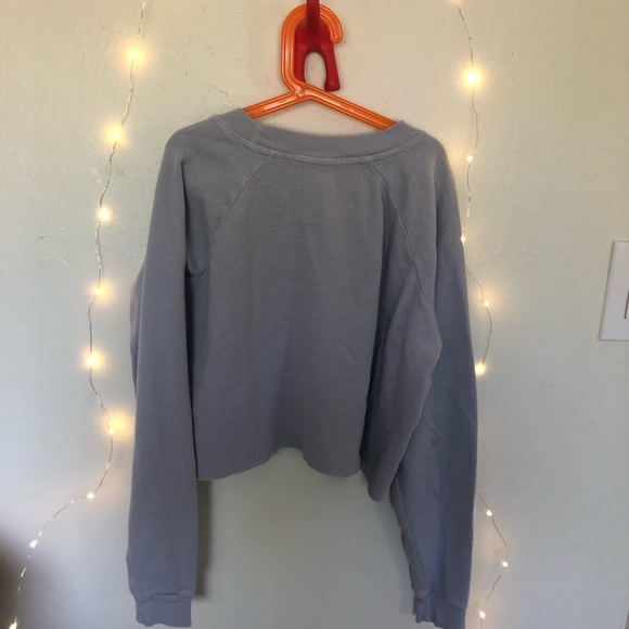Periwinkle cropped sweater from brandy melville!! - Picture 1 of 2